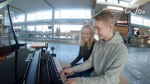 空港ピアノ　ノルウェー・オスロ