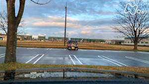 Ｎスペ　車中の人々　駐車場の片隅で