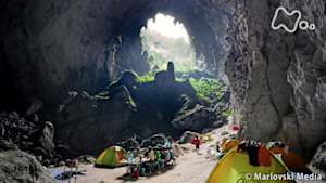 ＢＳ世界ドキュ　世界最大の洞窟ソンドン　揺れる“観光資源”の未来