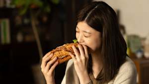 アリスさんちの囲炉裏端 第10話 （最終話）東京とベーコンサンドイッチ