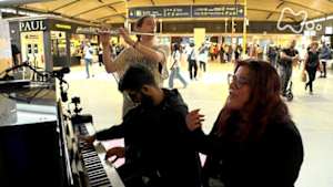 駅ピアノ　リヨン