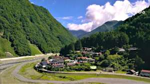 小さな旅　奥山の“まんのうがん”～山梨県　早川町奈良田～