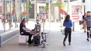 街角ピアノ　リバプール