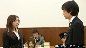 【追/見】女弁護士恥辱法廷 撮られた肢体