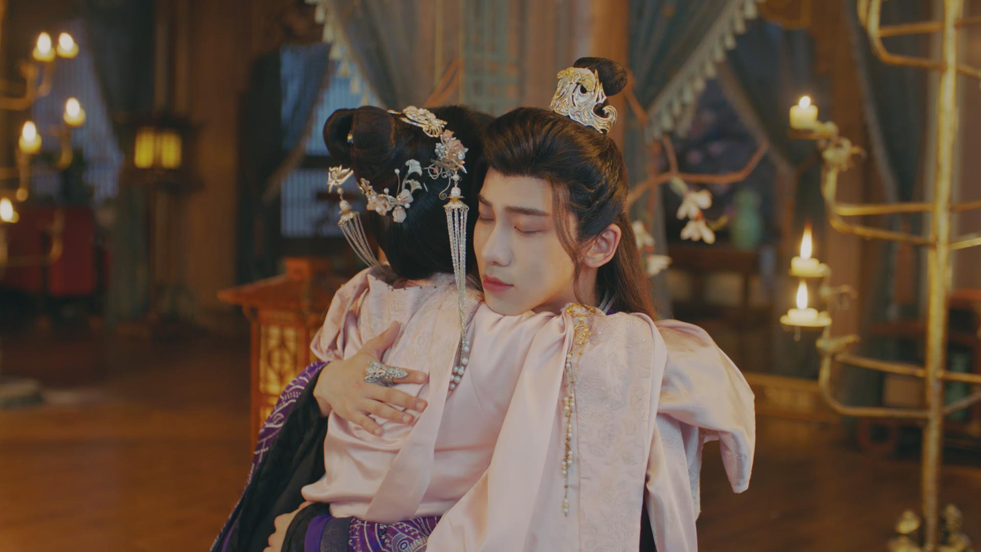 ドラ公式アカウント　中国　青花四君子草花文　長角皿　C　R3355 ドラ公式アカウント 中国 青花四君子草花文 長角皿 C R3355 2025