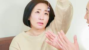 おばちゃんにヤリたい放題！ナンパした普通の主婦にエッチな催●をかけてエロエロに操っちゃいました