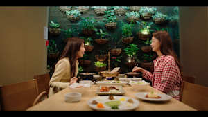 ショーウィンドウ：女王の家 第3話