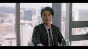 ショーウィンドウ：女王の家 第4話