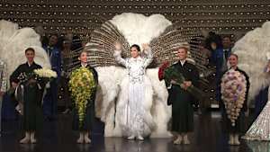 【宝塚歌劇】千秋楽舞台挨拶コレクション2022～花組編～