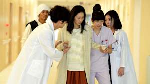 コウノドリ （2015） 4. 小さな命あなたを救うのは私