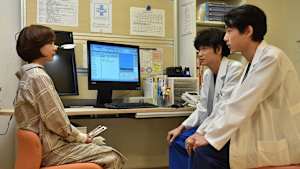 コウノドリ （2015） 8. 僕には忘れられない出産がある