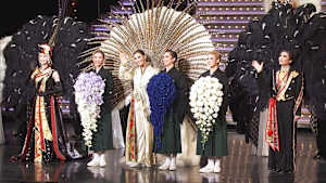 【宝塚歌劇】千秋楽舞台挨拶コレクション2023～月組編～