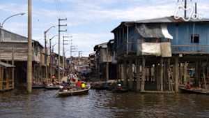 世界ふれあい街歩き　アマゾンの楽園　ペルー・イキトス