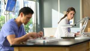 グレイズ・アナトミー シーズン20 第1話 夢から覚めた朝