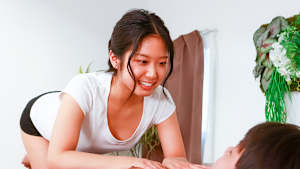 真面目な妹とエッチしちゃった！（2）～メンズエステの練習台にされているうちについ勃起しちゃって