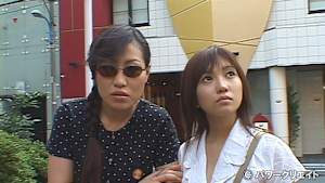 田舎娘と人妻 母を想う娘の性体験