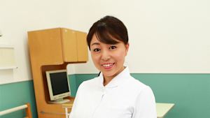 ヤリマン巨乳母娘が働く江口坂医院に潜入～妹・姉・母親！白衣の天使たちとぐっしょり濃密合体したい！