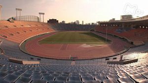 小さな旅　歓声は　ふたたび～東京　国立競技場～