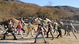 宇宙戦隊キュウレンジャー 最終話 宇宙に響け！ヨッシャ、ラッキー